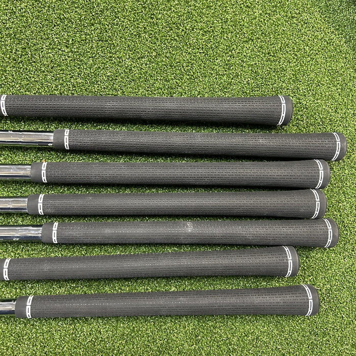 Titleist TSR2 Golf Package Set - Ex Demo