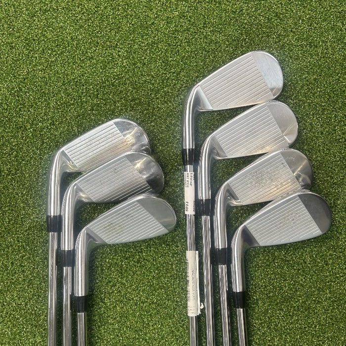 Titleist T350 Golf Irons - Ex-Demo