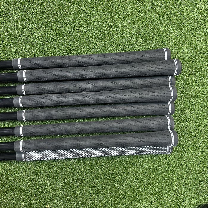 Titleist TSR2 Golf Package Set - Ex Demo