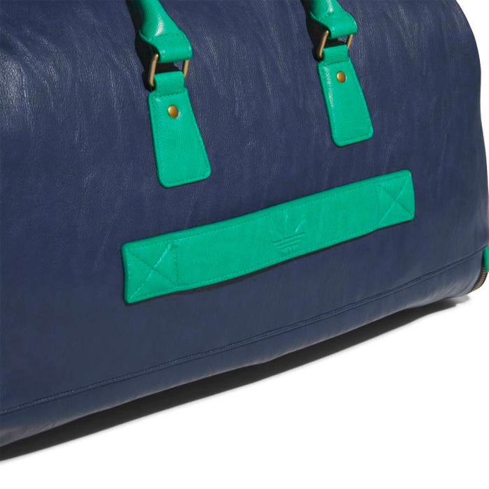 adidas Originals Garment Golf Bag